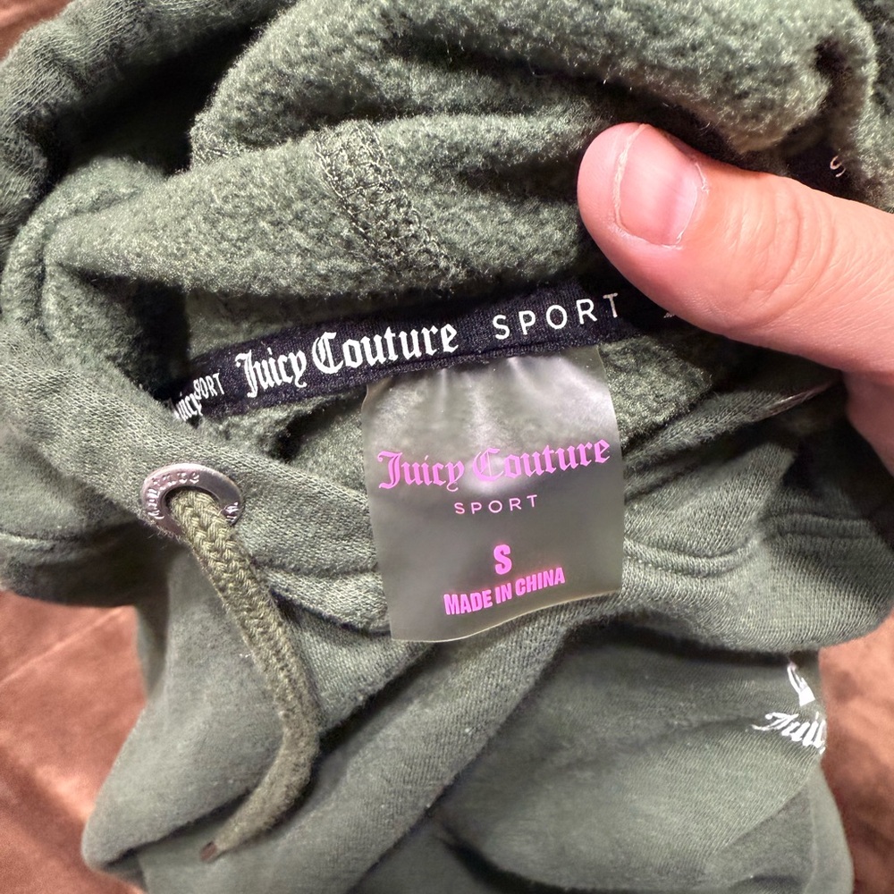Woman’s size small Juicy Couture sports pullover hoodie - Picture 7 of 11